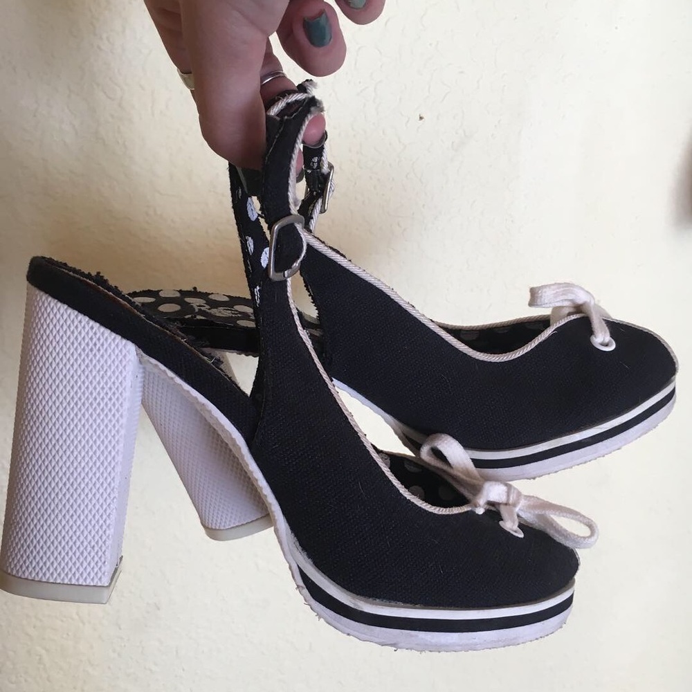 🖤Vintage Retro Rebels Heels🖤 Size 6-6.5 US